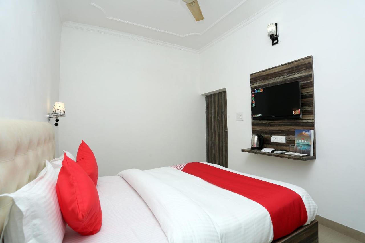Hotel Oyo 16544 Bella Vista By Jordan à Agra  Extérieur photo